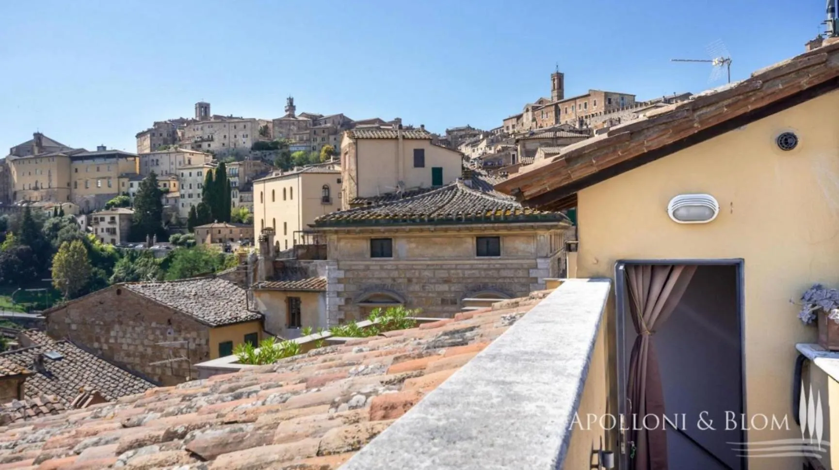 Casa Dahlia Con Terrazza Apartment Montepulciano Italy